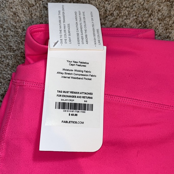 Fabletics Salar Crop - Pop Pink - S/6 - NWT - Picture 3 of 4